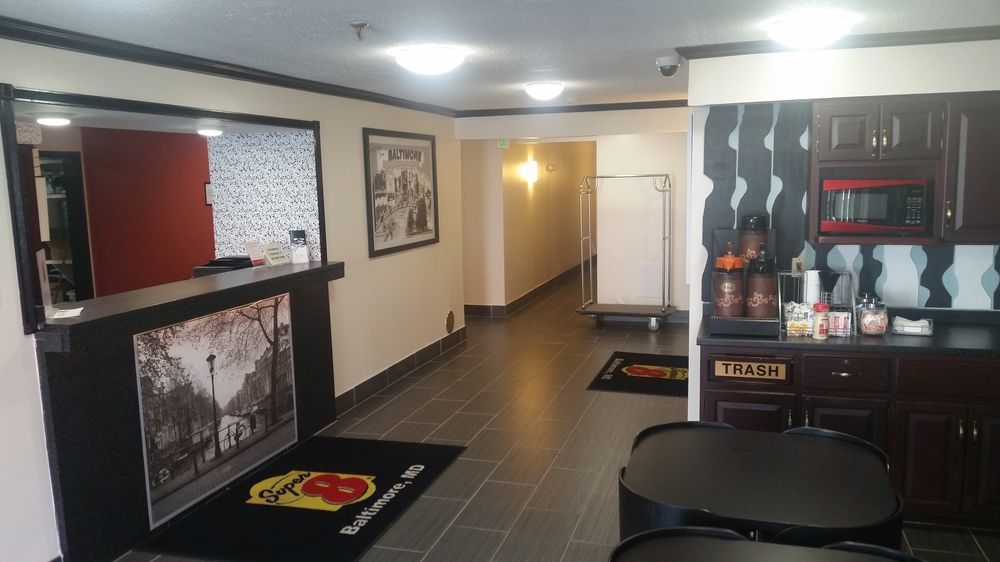 Super 8 By Wyndham Baltimore/Essex Area Экстерьер фото