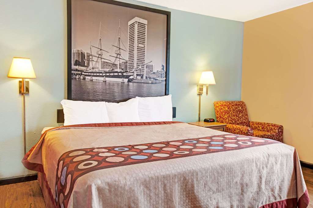 Super 8 By Wyndham Baltimore/Essex Area Номер фото